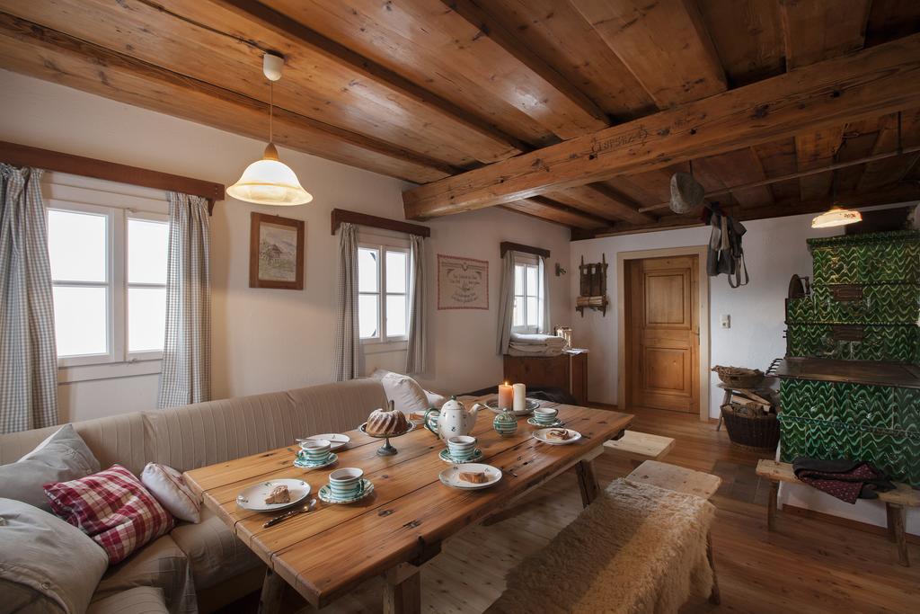 Schwadenguetl Villa Gosau Bilik gambar