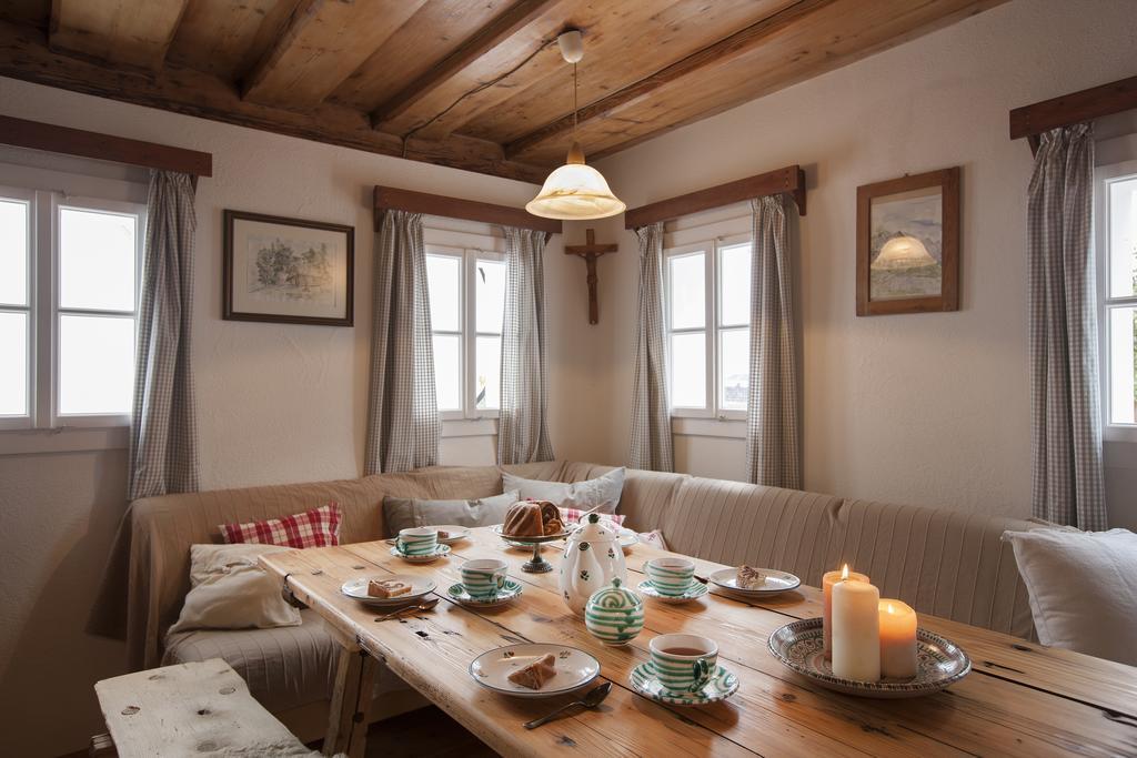 Schwadenguetl Villa Gosau Bilik gambar