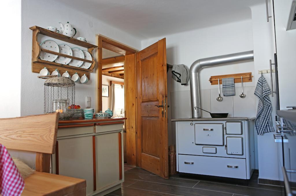 Schwadenguetl Villa Gosau Bilik gambar