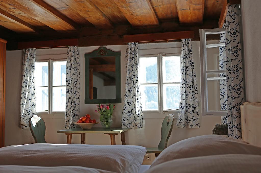 Schwadenguetl Villa Gosau Bilik gambar